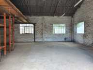 Local commercial — photo 2