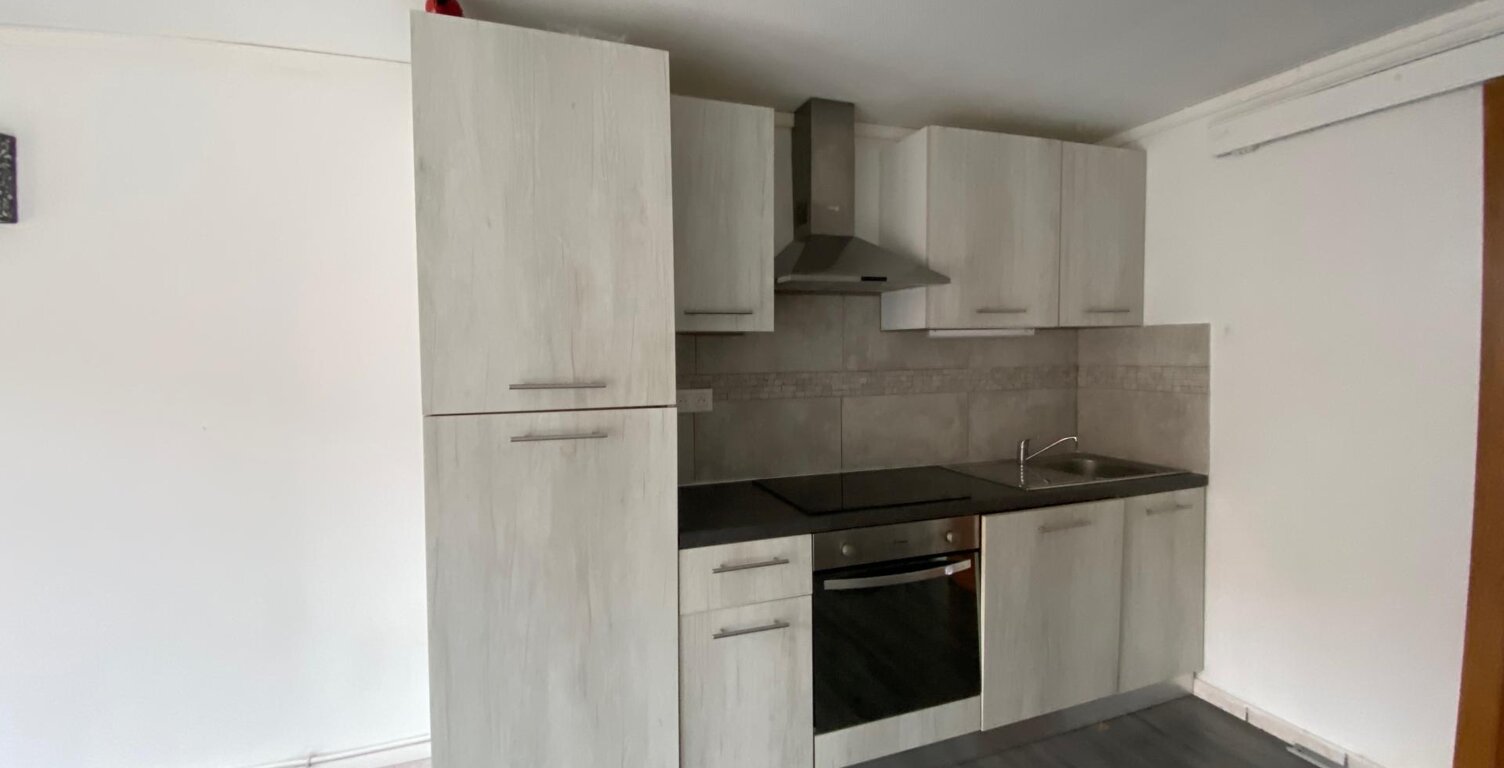 MAISON T2 SECTEUR CALME — photo 1