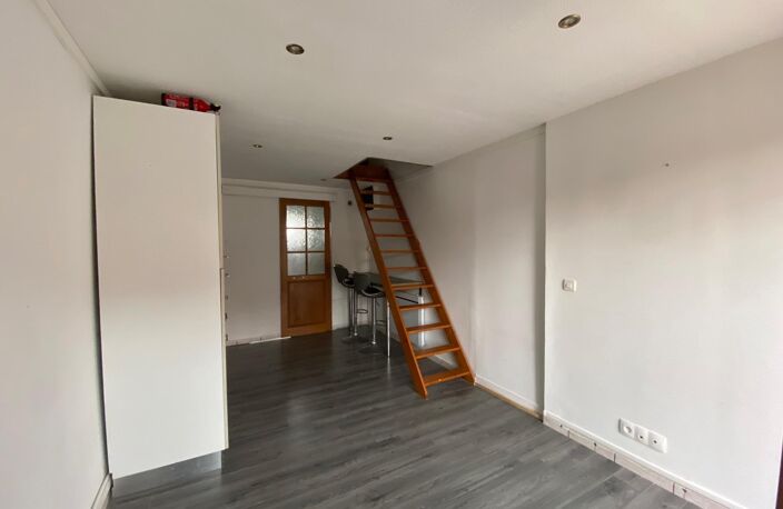 MAISON T2 SECTEUR CALME — photo 2