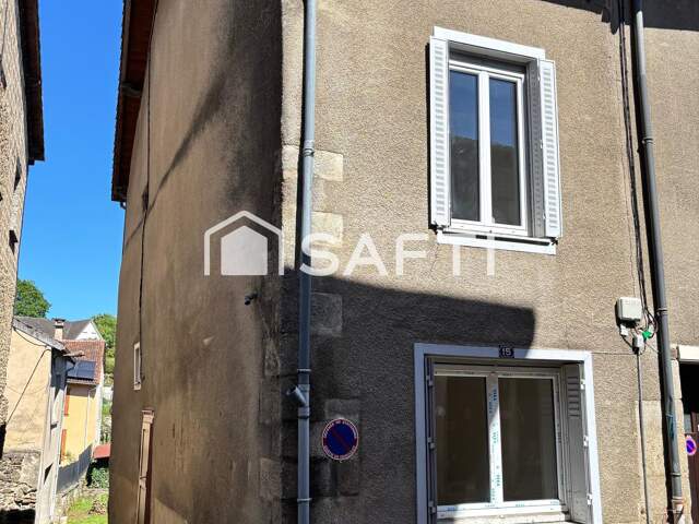 maison de bourg de 79 m² rénovée avec petit extérieur — photo du bien