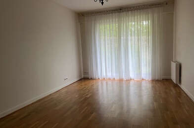 Appartement 3 pièces 880 €