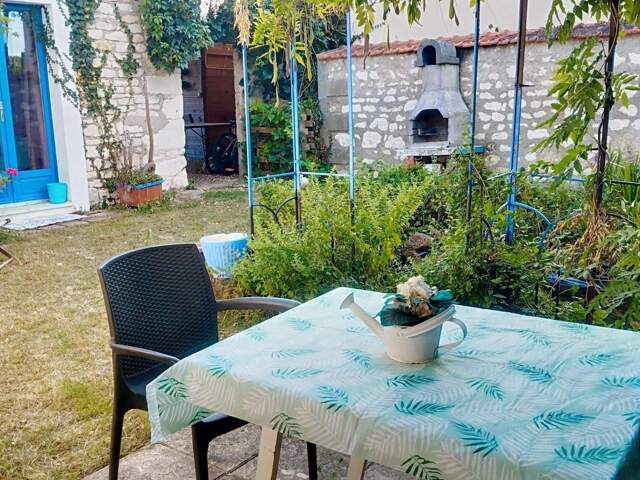 Maison 3 pièces, cave, terrase, jardin avec puits — photo du bien