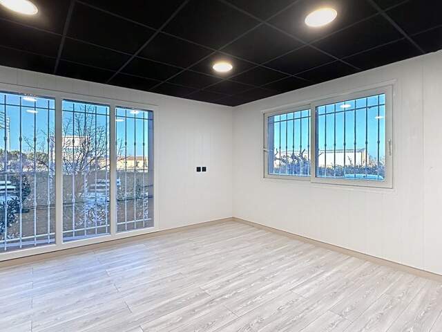 BUREAU DANS UN CENTRE D'AFFAIRE — photo du bien