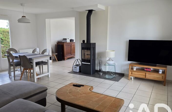 Vente Maison/villa 4 pièces — photo 3