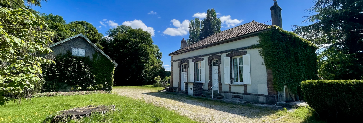 Maison 8 Pièces 161 m² à vendre à Égriselles-le-Bocage (89500)