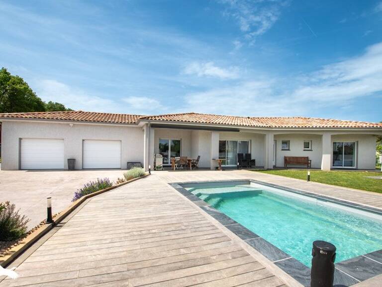 Villa de 4 pièces principales — photo 1
