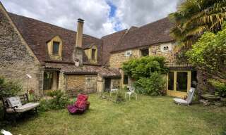 Maison 10 Pièces 238 m² à vendre à Coux et Bigaroque-Mouzens (24220)