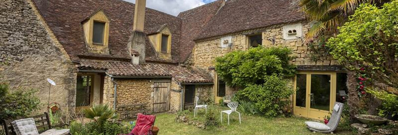 Maison 10 Pièces 238 m² à vendre à Coux et Bigaroque-Mouzens (24220)