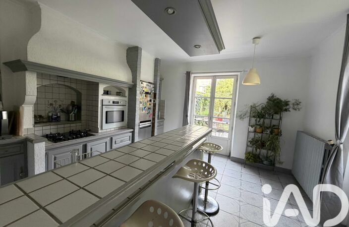 Vente Maison/villa 8 pièces — photo 5