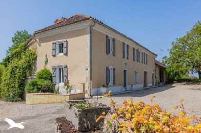 Maison 5 pièces 241960 €