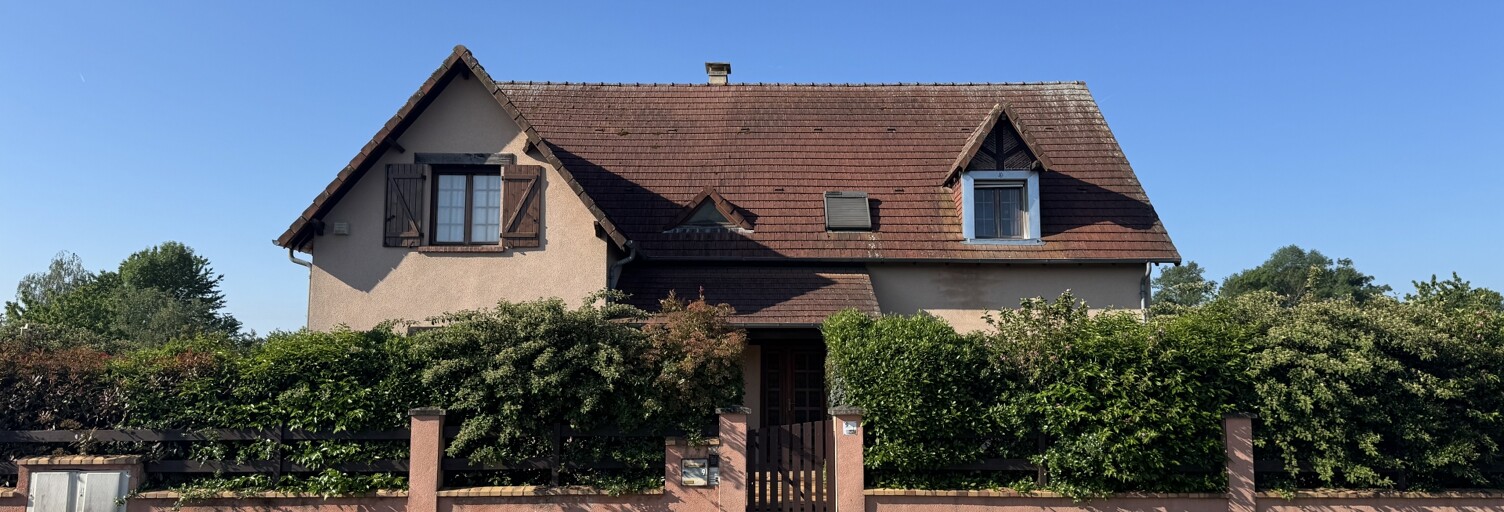 Maison 10 Pièces 214 m² à vendre à Trouy (18570)