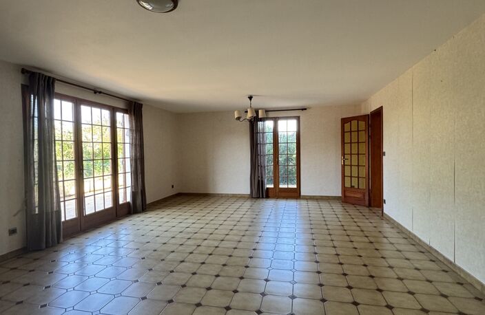 Vente Maison/villa 10 pièces — photo 4