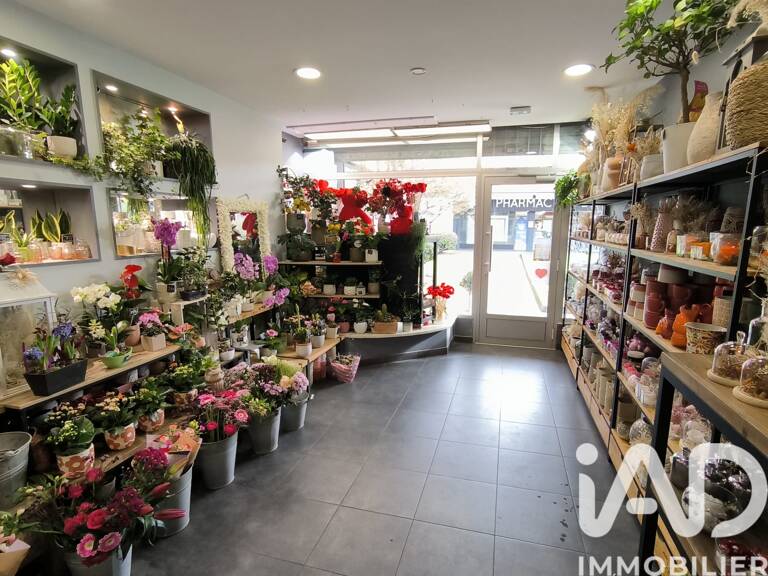 Vente Cadeaux, Fleurs 55 m&sup2; — photo 1