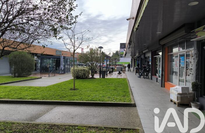 Vente Cadeaux, Fleurs 55 m&sup2; — photo 3