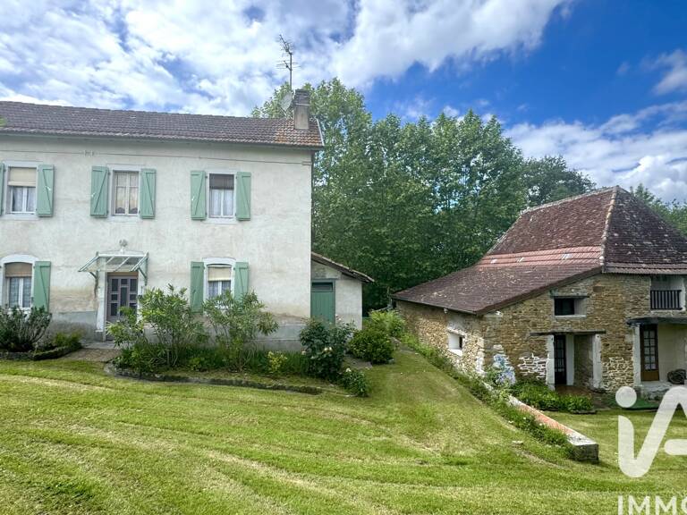 Vente Maison/villa 10 pièces — photo 1