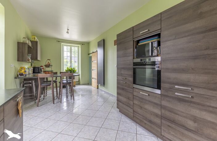 Maison en pierre de 7 pièces principales — photo 3