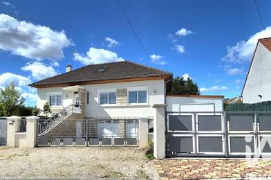 Maison 7 pièces 325000 €