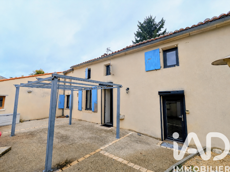 Vente Maison/villa 4 pièces — photo 1