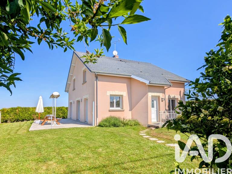 Vente Maison/villa 8 pièces — photo 1