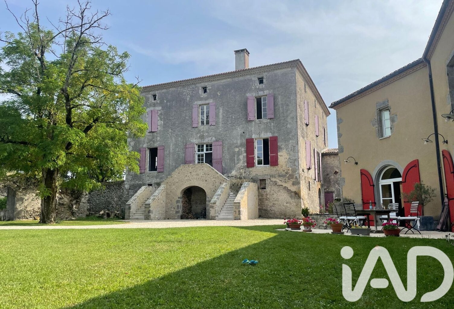 Vente Château 16 pièces — photo 1