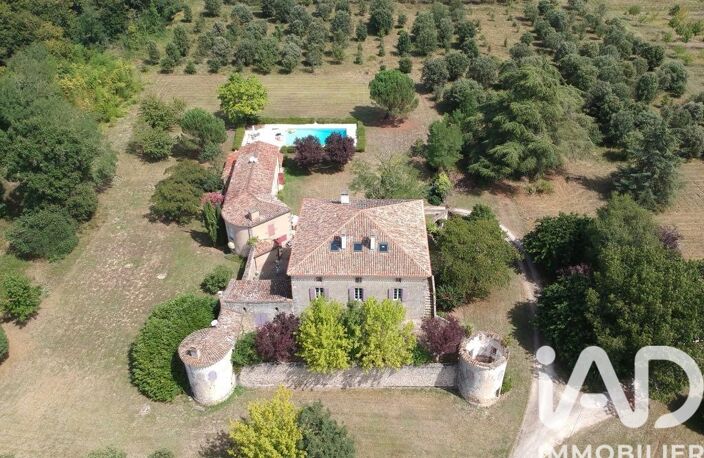 Vente Château 16 pièces — photo 2