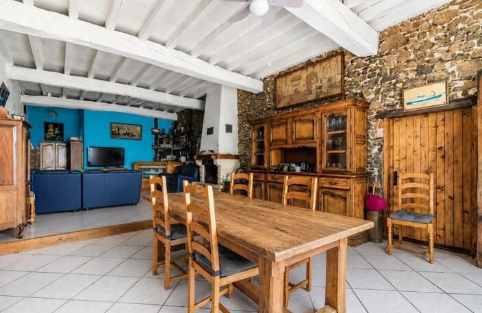 Corps de Ferme de 8 pièces principales — photo 2