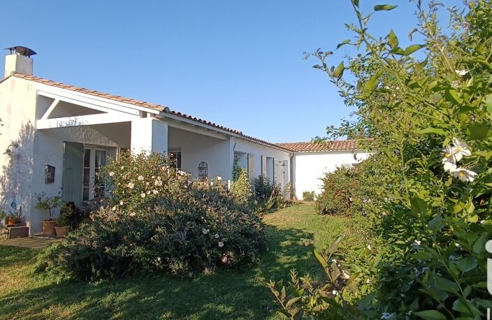 Vente Maison/villa 4 pièces — photo 2