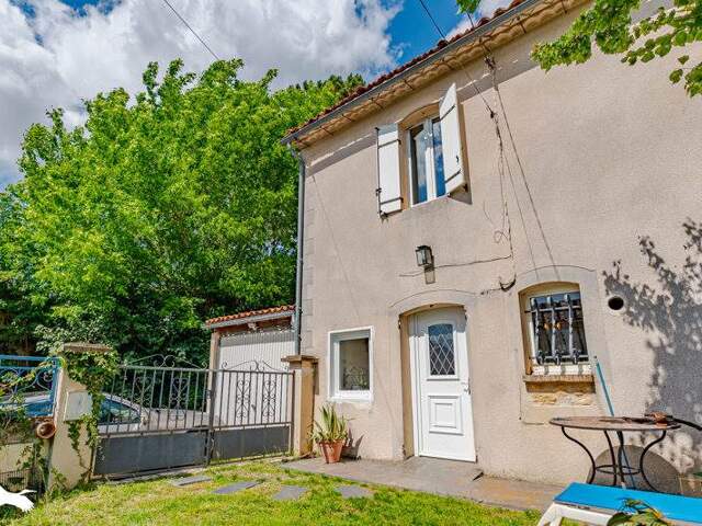 Maison en pierre de 3 pièces principales — photo du bien