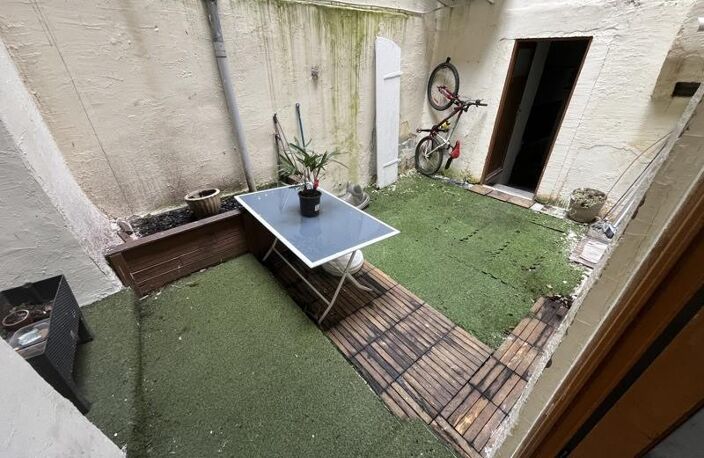 Maison de ville de 8 pièces principales — photo 2
