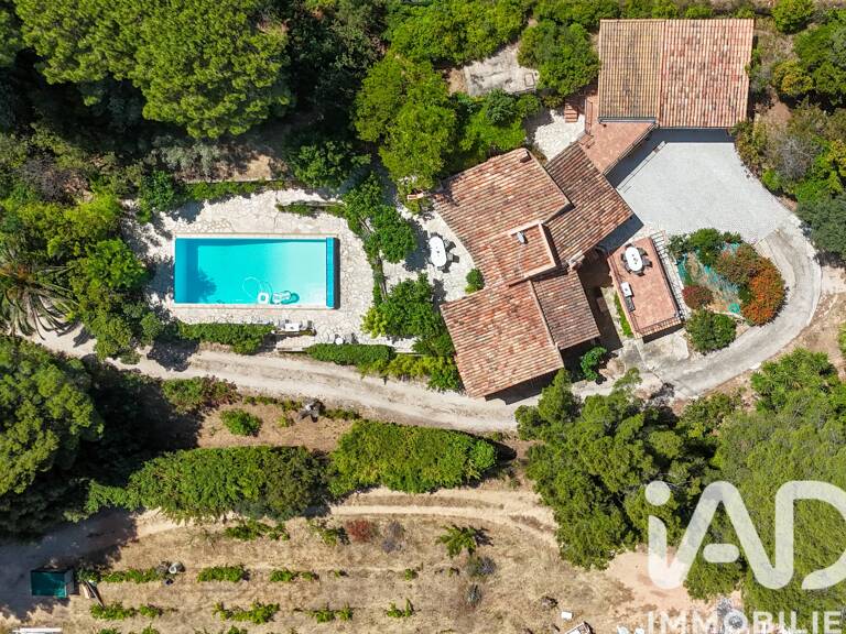 Vente Maison/villa 7 pièces — photo 1