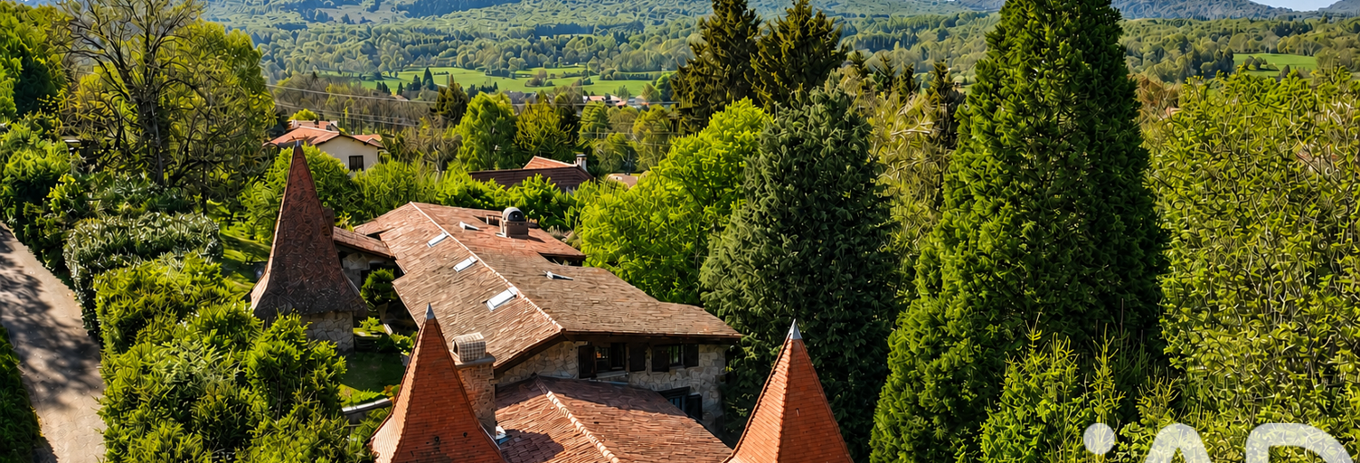 Maison 8 Pièces 300 m² à vendre à Orcines (63870)