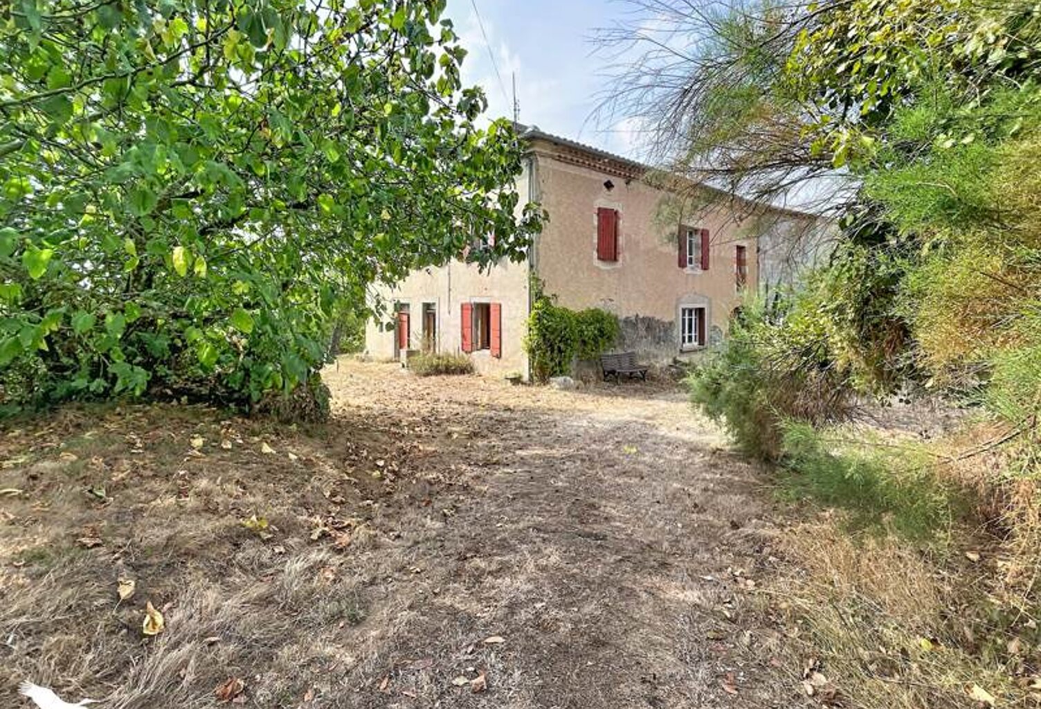Ferme (tte) de 7 pièces principales — photo 1
