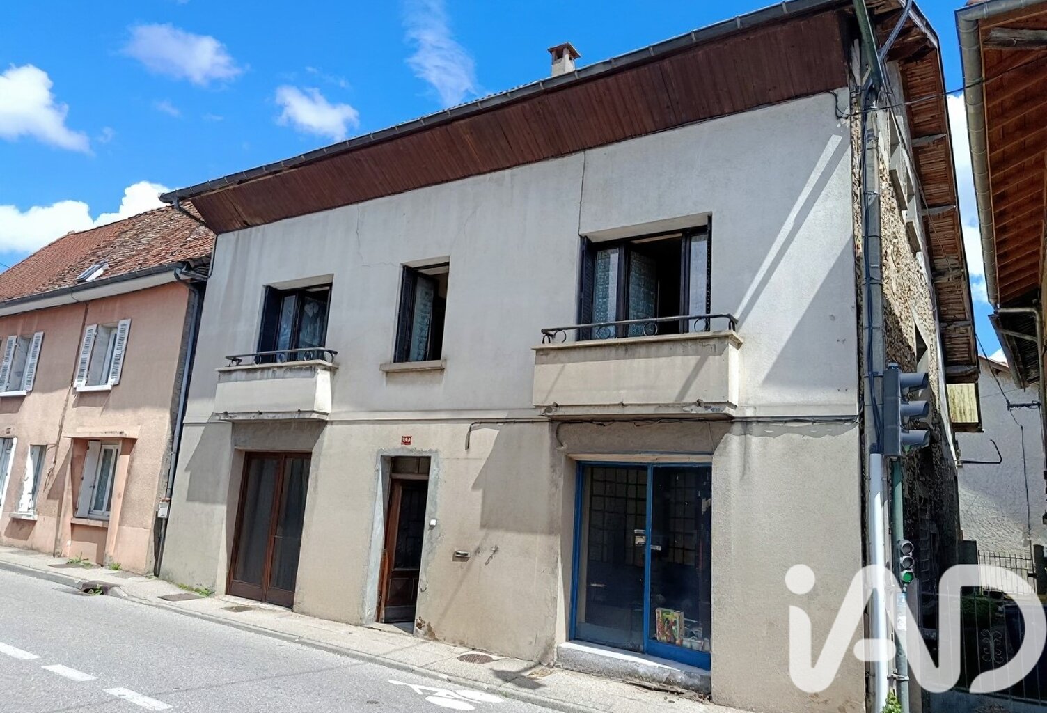 Vente Maison/villa 8 pièces — photo 1