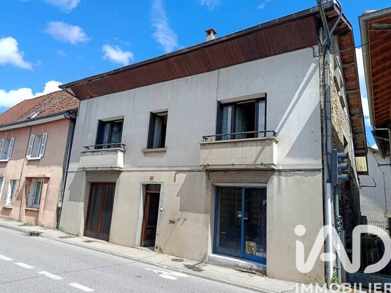 Vente Maison/villa 8 pièces — photo 1