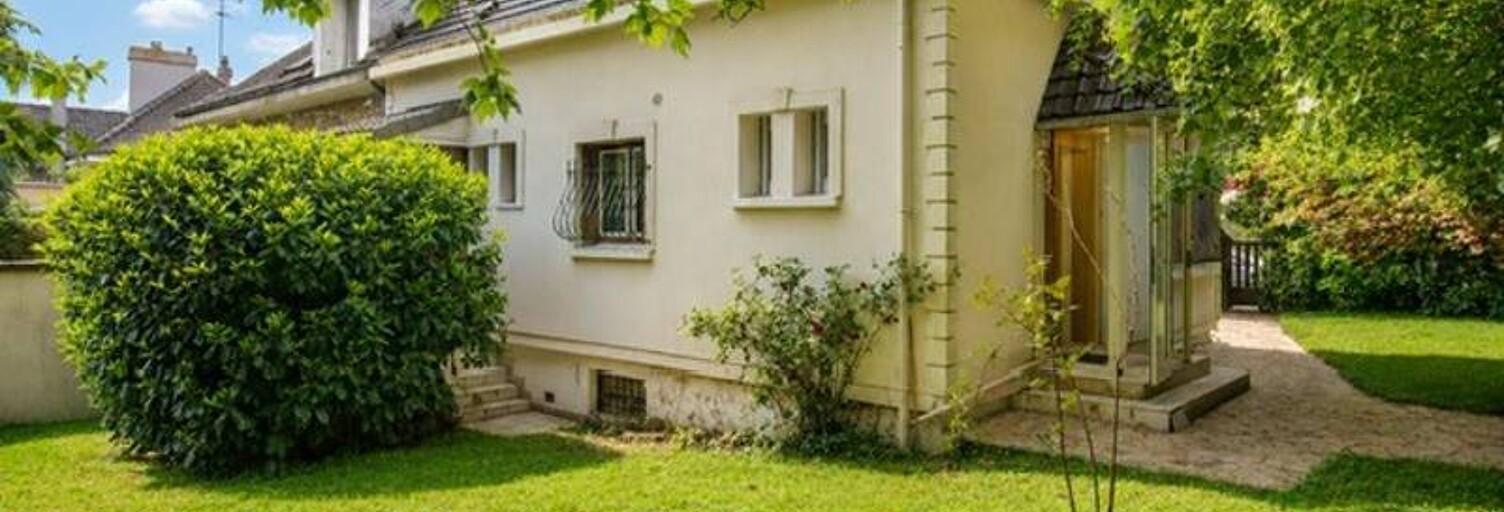 Maison 5 Pièces 122 m² à vendre à Saint-Cyr-l'École (78210)
