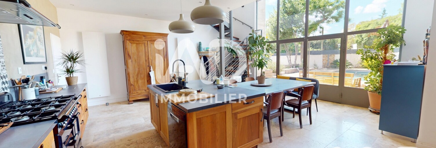 Maison 8 Pièces 230 m² à vendre à Creissan (34370)