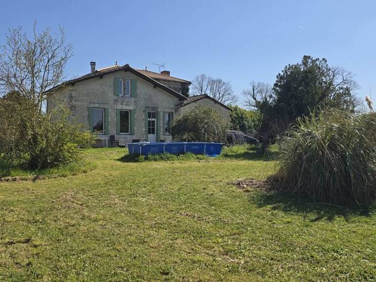 Charentaise de 3 pièces principales — photo 1