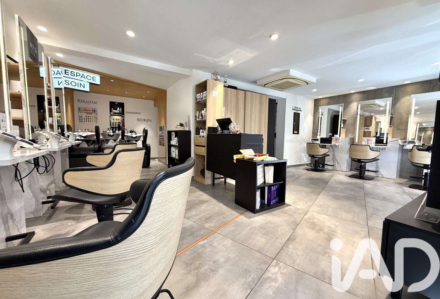 Vente Esthétique, Coiffure 62 m&sup2; — photo 1