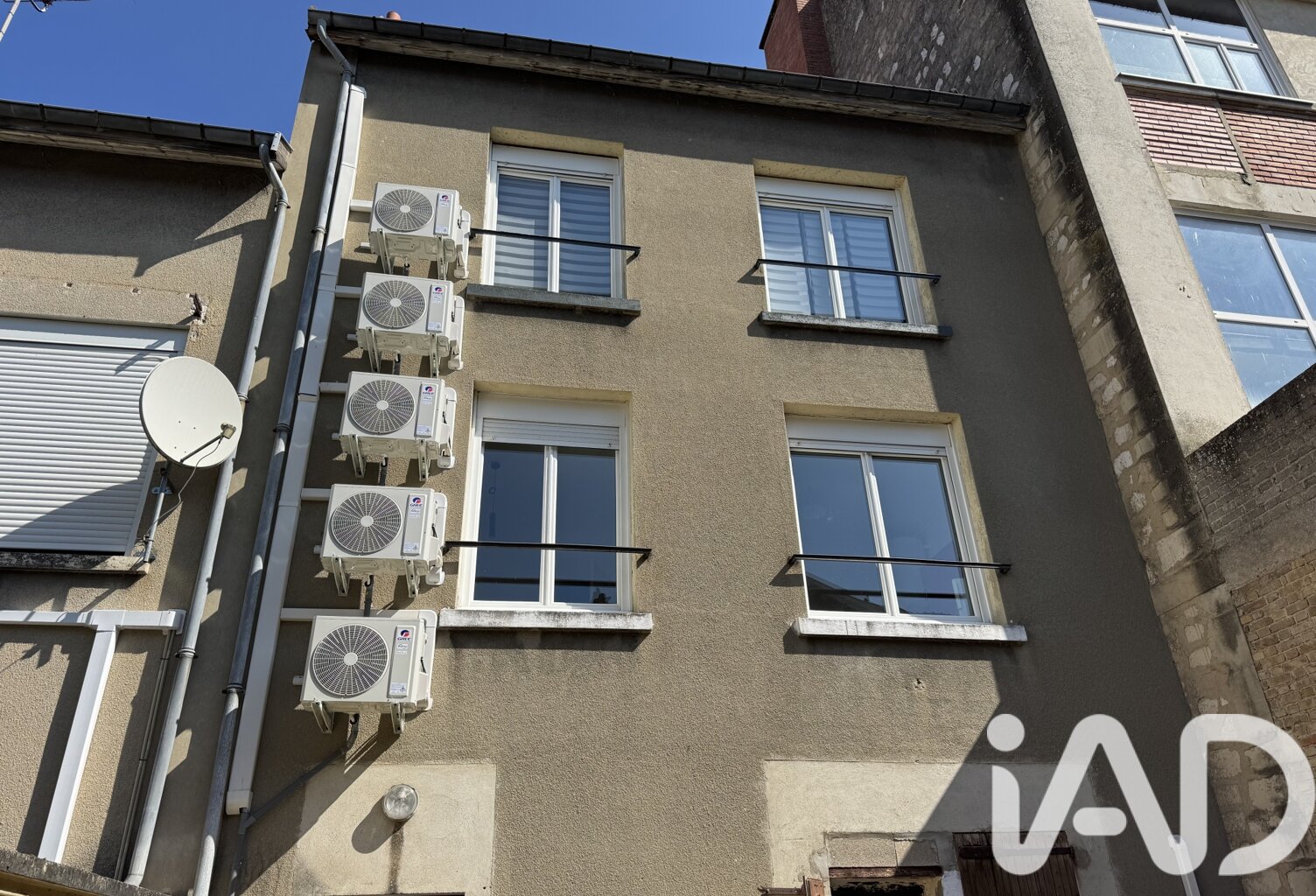 Vente Immeuble 185 m&sup2; — photo 1