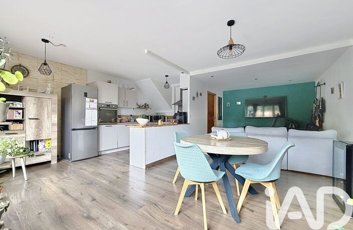 Vente Maison/villa 4 pièces — photo 2