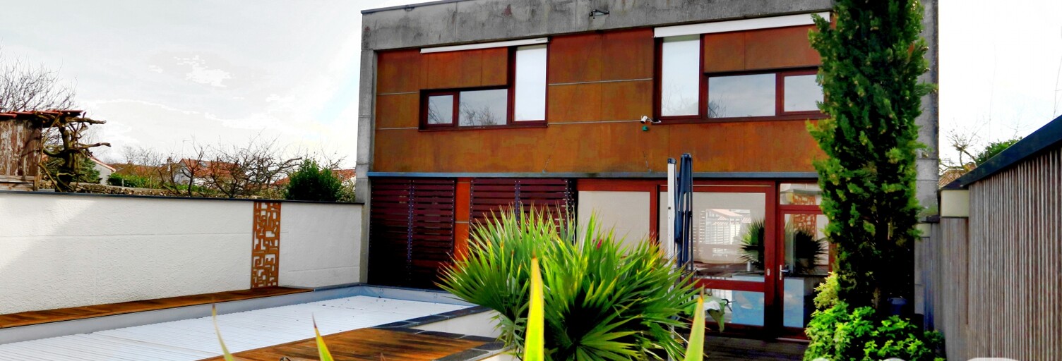 Maison 7 Pièces 210 m² à vendre à Poitiers (86000)