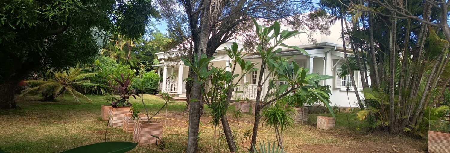 Maison 7 Pièces 270 m² à vendre à Saint-Pierre (97432)