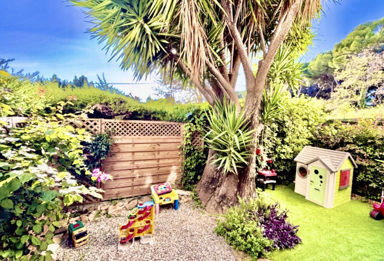 CANNET T3 DE 67M2 REZ DE JARDIN 39M2 PLACE DE PARKING ET CAV — photo 1