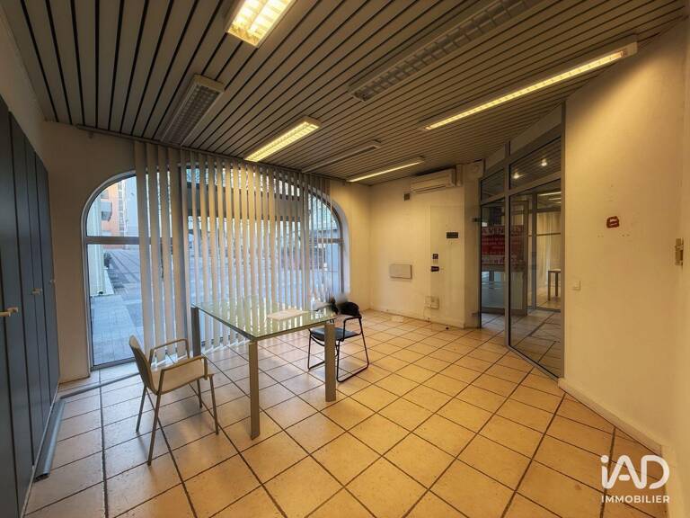 Location Boutique/Local commercial 70 m&sup2; — photo 1