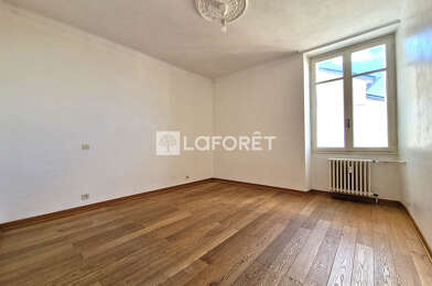 Appartement 3 pièces 108000 €