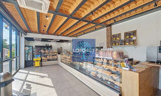 Commerce   m² à vendre à Saint-Genis-Laval (69230)