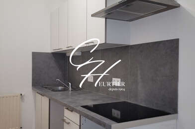 Appartement 3 pièces 790 €