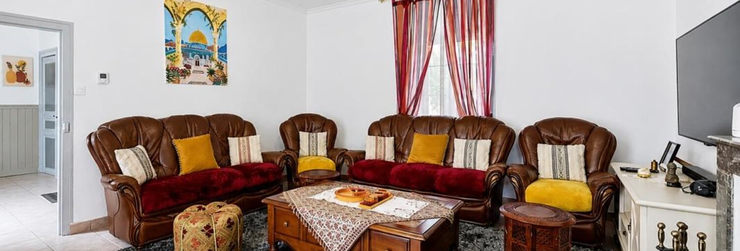 Maison 8 Pièces 201 m² à vendre à Bressuire (79300)