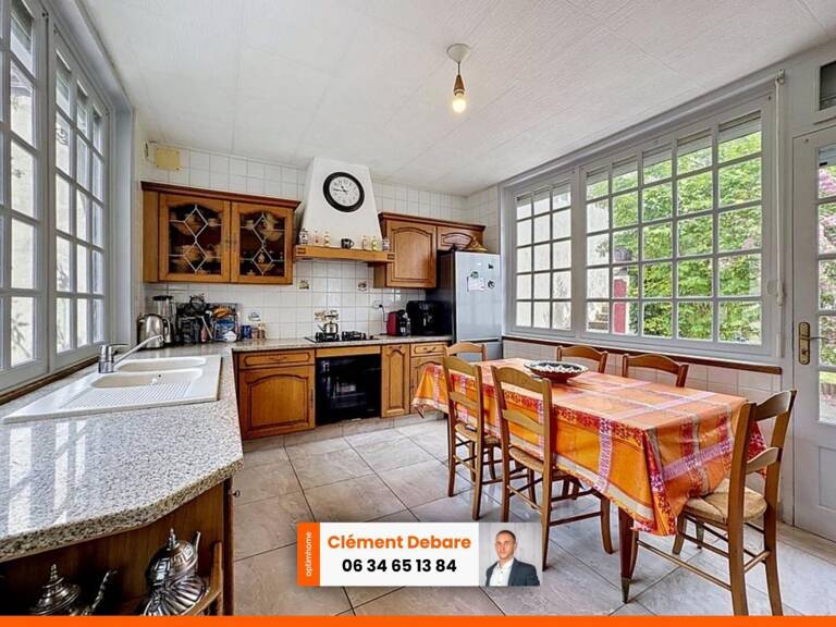 Maison avec plus de 200 m² avec 5 chambres — photo 1