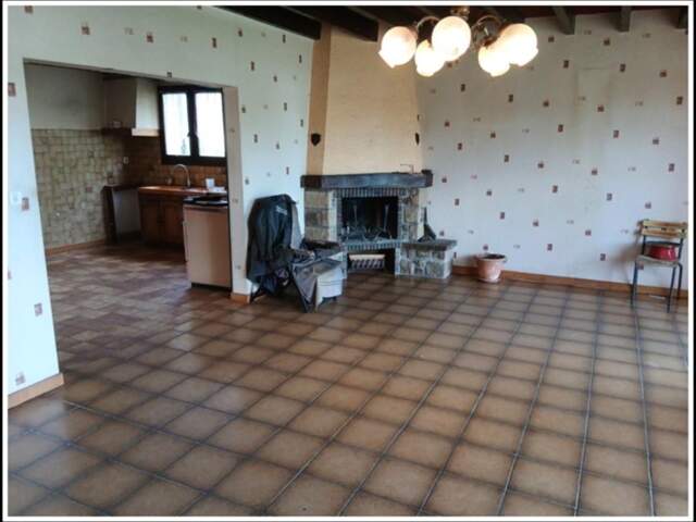 Maison à vendre 5 pièces Proche de MOULINS (03) — photo du bien